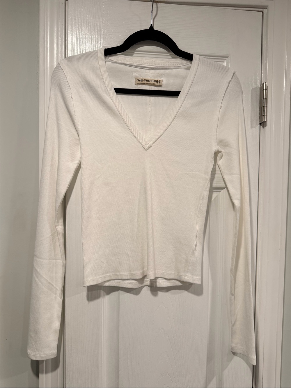 NWOT We The Free Size XS White Ribbed V-Neck Long Sleeve Stretch Top Free People